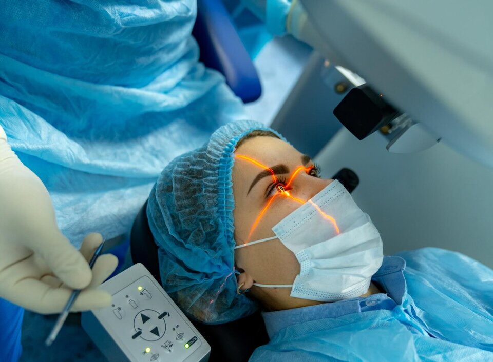 Cataracts Eye Treatment in Bathinda