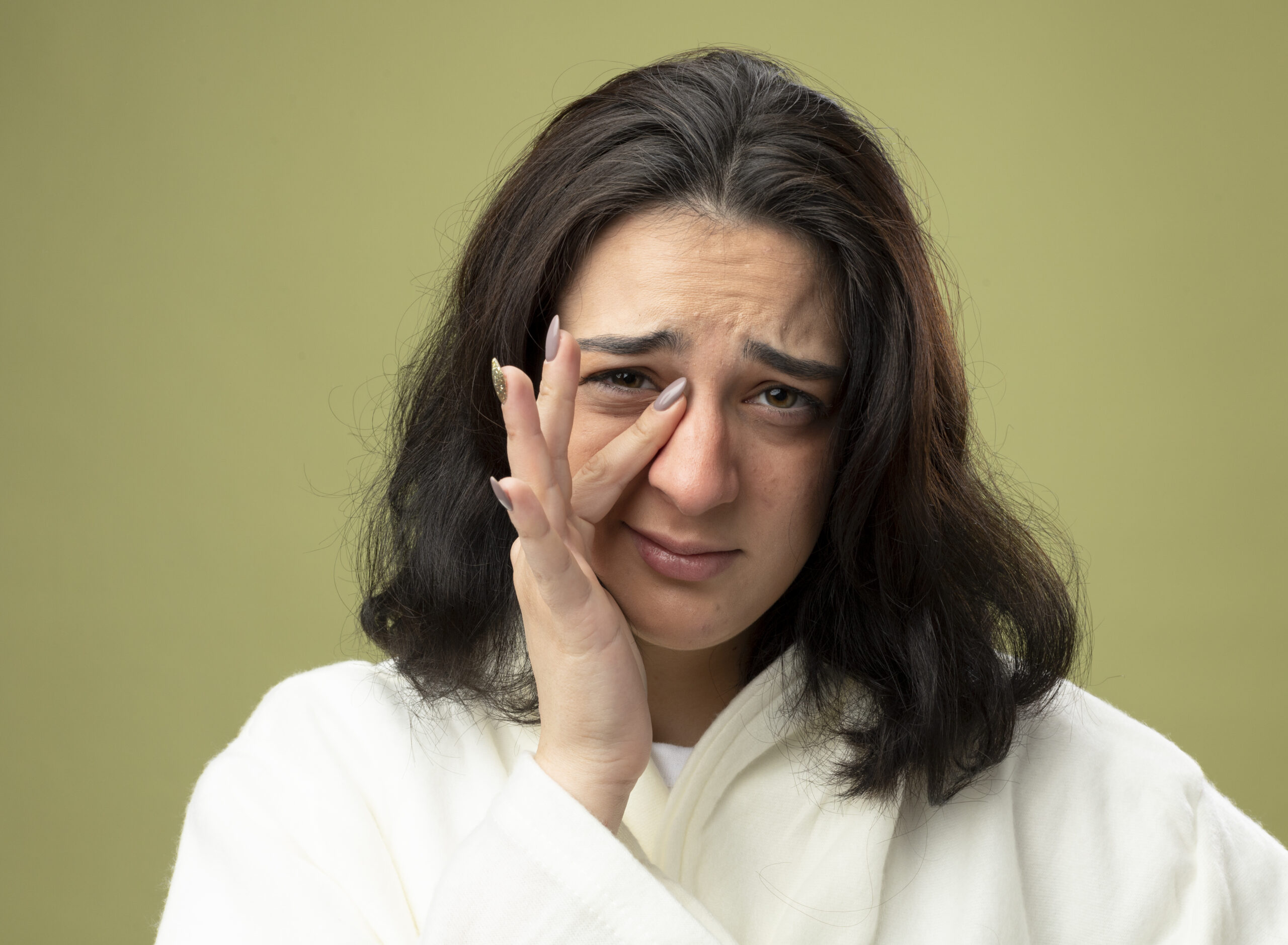 सूजी हुई आंखें: लक्षण, कारण, निदान और उपचार